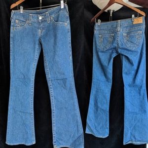 True Religion ladies jeans gently used size 28
